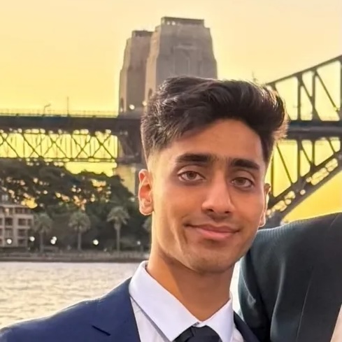 Ved Shah, Finance Analyst